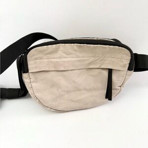Everlane Sling Crossbody Belt Bag Nylon